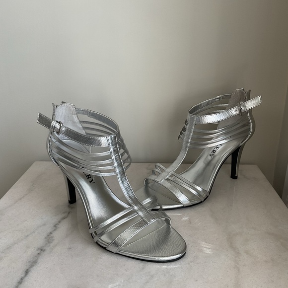 Gallery Sparkly Silver Strappy Stilettos - Picture 4 of 14